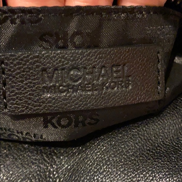 Michael Kors Kingsbeary Leather Tote - Picture 6 of 6